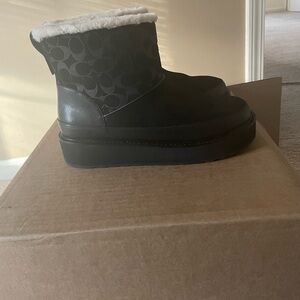 Stylish Black and Gray Ankle Booties